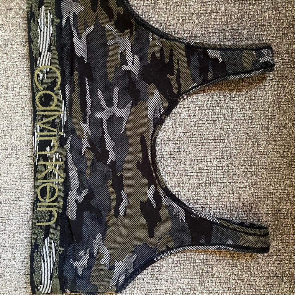 Calvin Klein Camo Sports bra